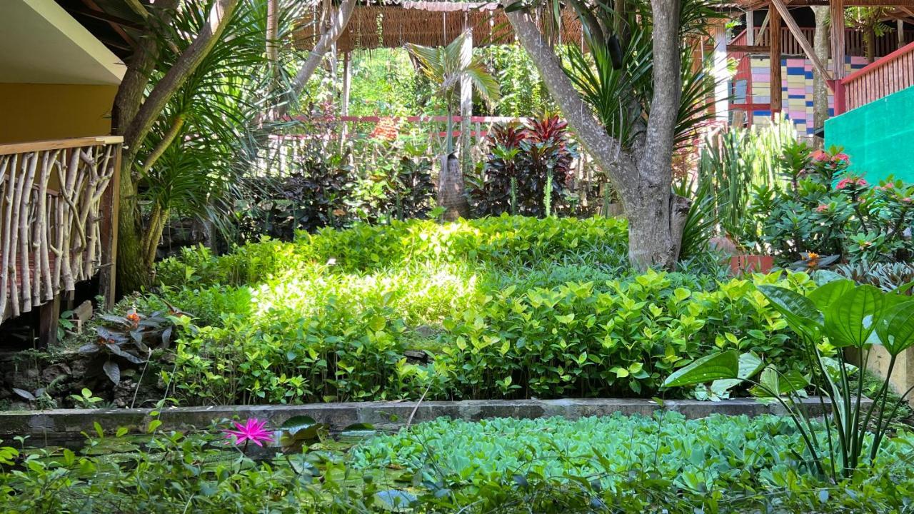 Centro Bajo Hotel & Resto Labuan Bajo Luaran gambar