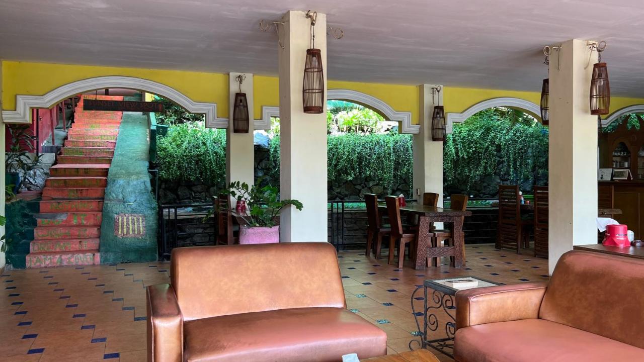 Centro Bajo Hotel & Resto Labuan Bajo Luaran gambar