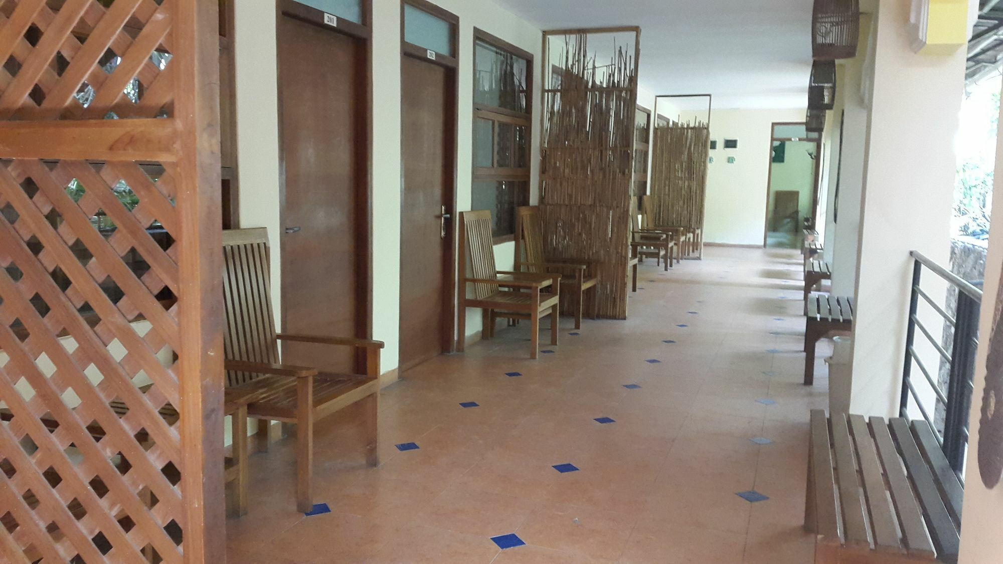 Centro Bajo Hotel & Resto Labuan Bajo Luaran gambar